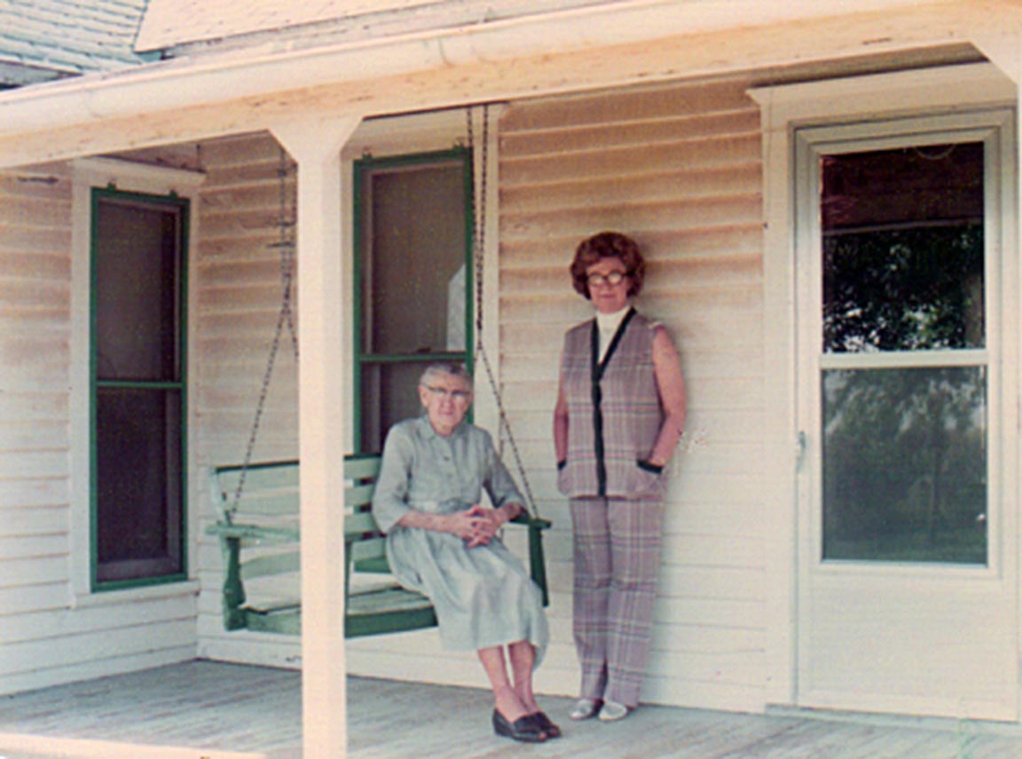 Anne's grandmother and mother who worked on the century quilt project